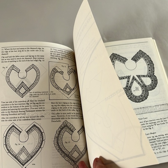 NWT Mimi’s Machine Heirloom Sewing Collars Sleeves Patterns 1998 Mildred Turner - Picture 16 of 17